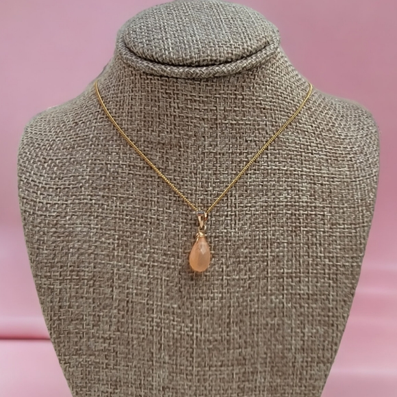 Peach Moonstone Necklace Gemstone Crystal - Picture 6 of 6